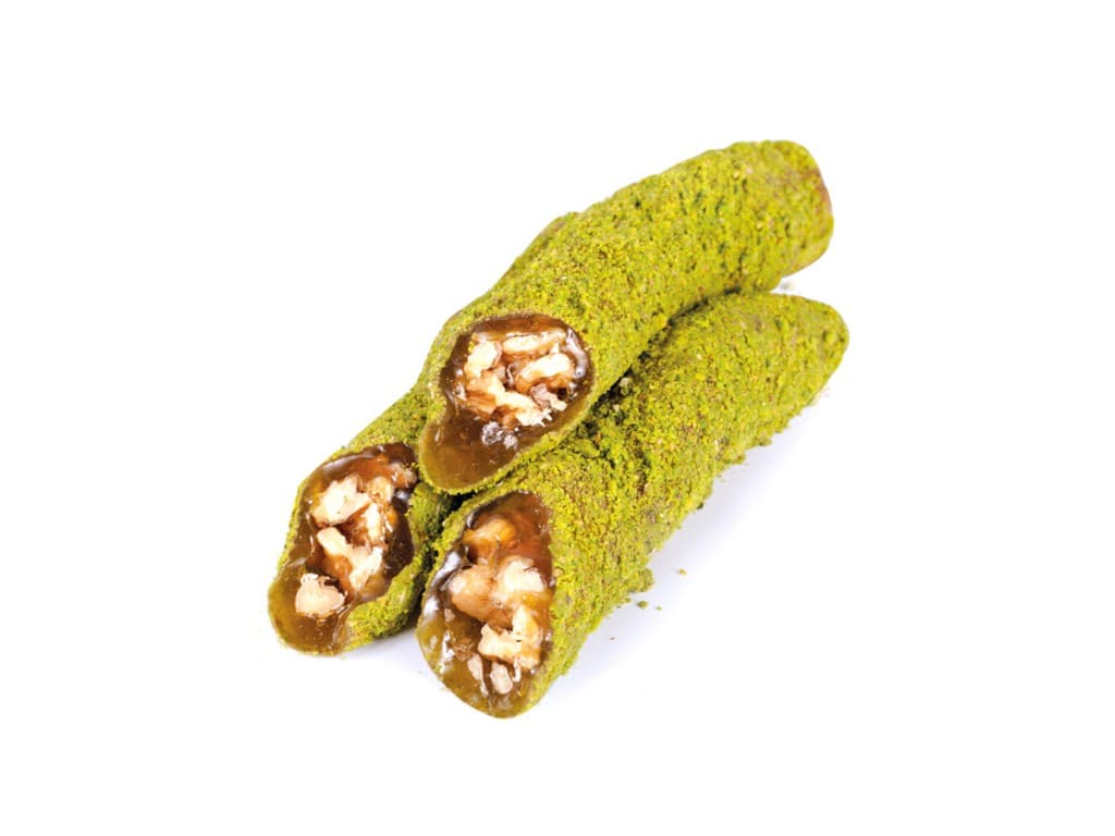 Lokum « Sucuk » aux noix enrobé de poudre de pistaches d’Antep