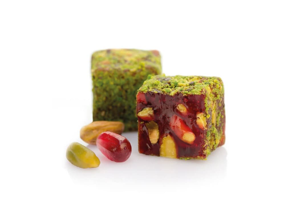 Lokoum pistache-grenade, enrobé de pistaches moulues