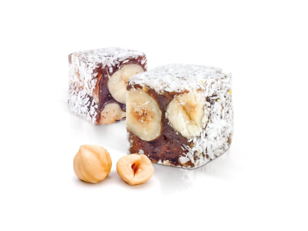 Lokoum doublement torréfié au cacao et à la noisette, enrobé de noix de coco
